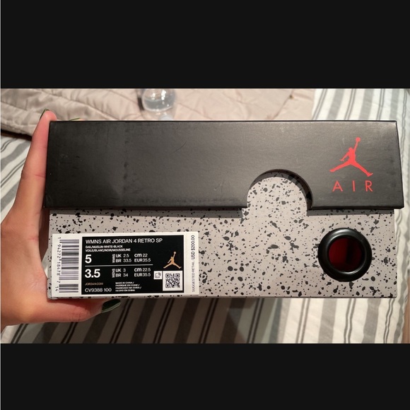 Off white Jordan 4s